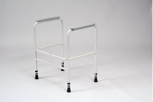 Toilet surround - Height adjustable