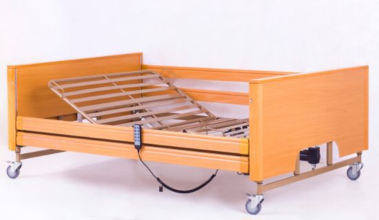Picture of SCORPIO Bariatric Profiling Bed with Siderails - Walnut